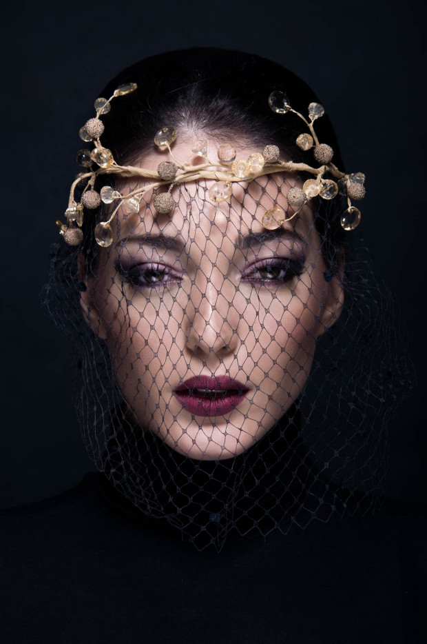 Photographer Vladislav Philipov, Model Olga Modeva. Fashion portrait photography | Magazine cover.